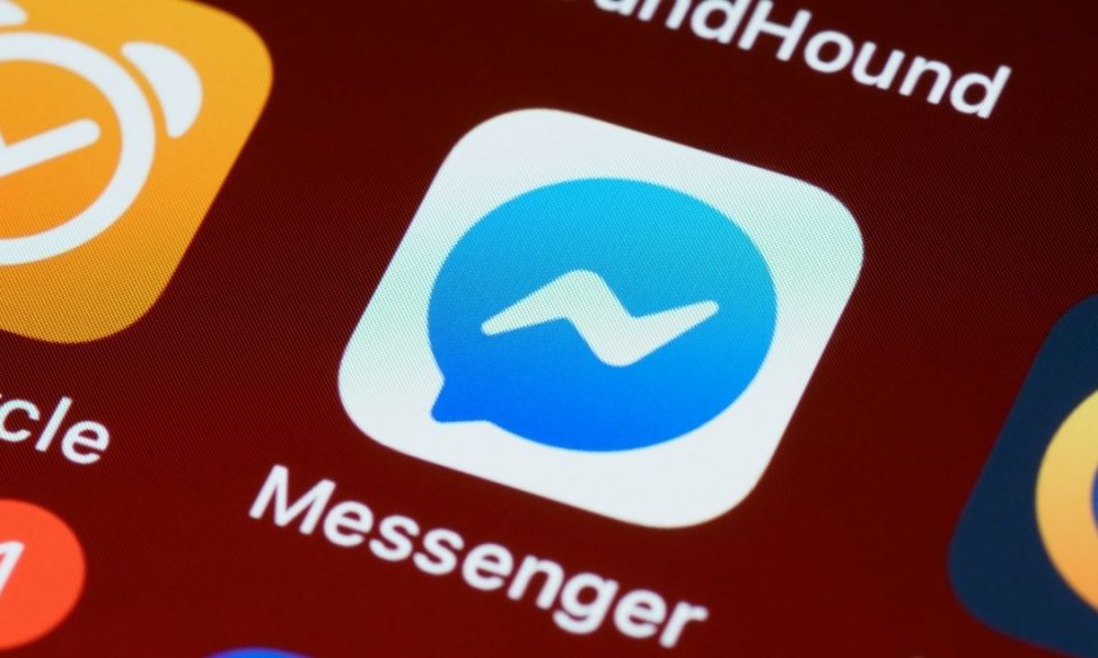 How to use Messenger without an active Facebook account