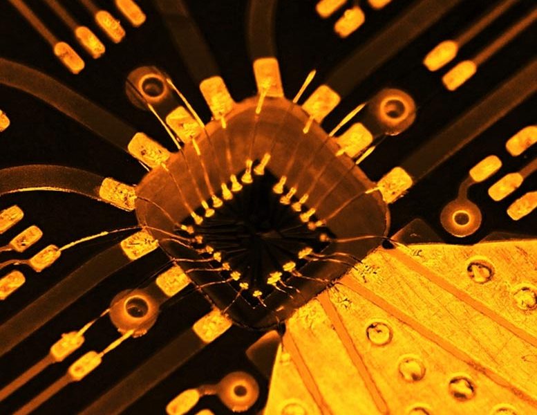 RIKEN Silicon Quantum Computer Chip